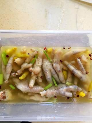 泡椒凤爪的做法步骤：6
