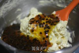 百香果磅蛋糕的做法步骤：6