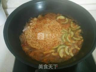 部队火锅的做法步骤：2