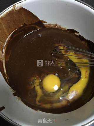 巧克力动物杯子蛋糕的做法步骤：5