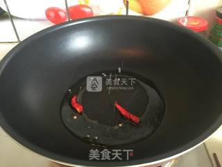 蒜苔香干炒腊肠的做法步骤：7