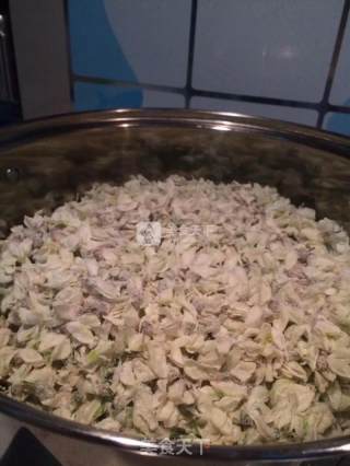 ????蒸槐树花????的做法步骤：8