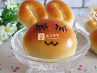 小兔子酸奶草莓酱面包的做法步骤：13