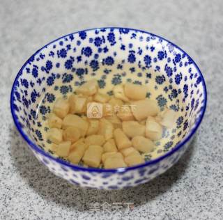 颜值高的豪华饭---西班牙海鲜饭的做法步骤：1