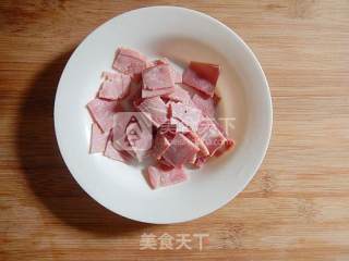 培根炒意面的做法步骤：2