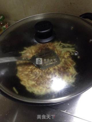 土豆丝饼的做法步骤：2