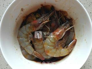 黑胡椒烤大虾的做法步骤：6