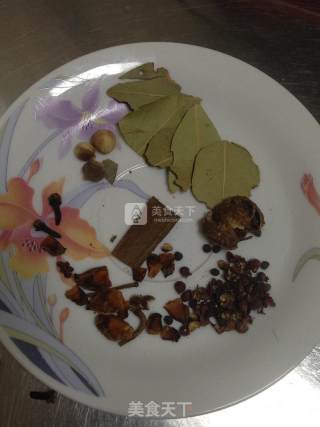 红烧肉炖土豆的做法步骤：7