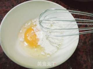 鸡蛋灌饼的做法步骤：2