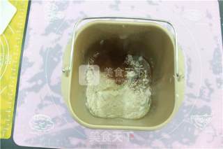 双色吐司的做法步骤：1