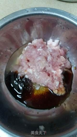 凉拌肉沫茄子的做法步骤：2