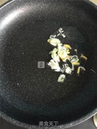 丝瓜炒鸡蛋的做法步骤：5