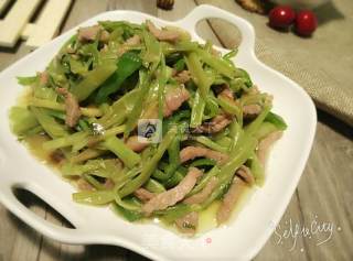 空心菜梗炒肉丝的做法步骤：15