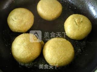 蒲公英鸡蛋贴饼子的做法步骤：23