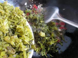 佐粥小咸菜--香炒雪里蕻的做法步骤：7