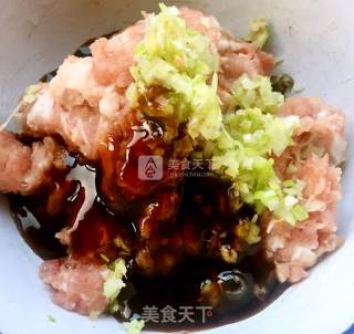 秋葵酿肉的做法步骤：2
