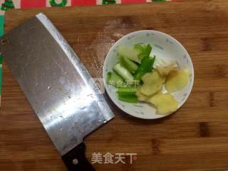 南瓜粉蒸排骨的做法步骤：4