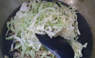 圆白菜素炒饼的做法步骤：5
