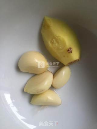青椒小炒肉的做法步骤：2