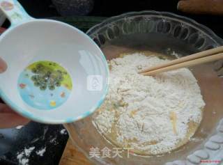 土豆丝鸡蛋饼的做法步骤：7