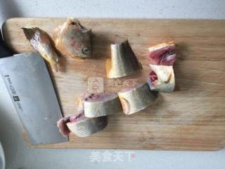 宝贝的补钙美食【黄鱼焖豆腐】的做法步骤：1
