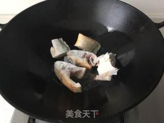 宝贝的补钙美食【黄鱼焖豆腐】的做法步骤：5