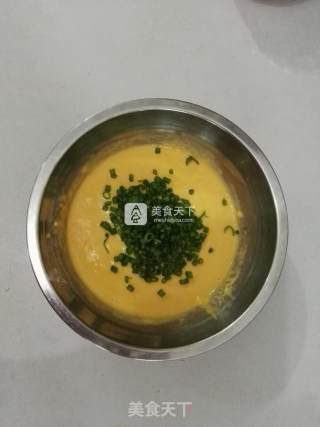 胡萝卜鸡蛋饼的做法步骤：9