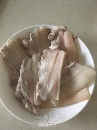 梅干菜蒸五花肉的做法步骤：3