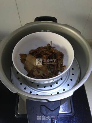 梅干菜蒸五花肉的做法步骤：6