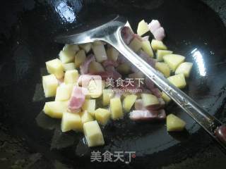 咸肉土豆煮豆腐的做法步骤：6
