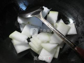笋干菜牛肉冬瓜汤的做法步骤：2