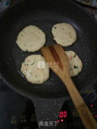 葱香火腿土豆饼的做法步骤：3