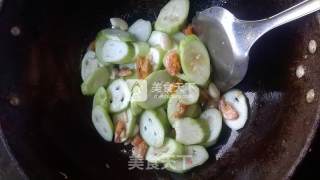 炒丝瓜的做法步骤：4