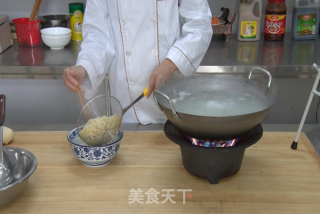 饸饹面的做法（图解）的做法步骤：2