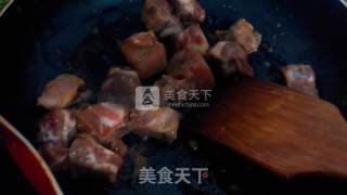 绝对的下饭菜——生炒排骨的做法步骤：2