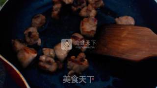 绝对的下饭菜——生炒排骨的做法步骤：3