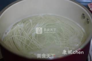 葱油面的做法步骤：7