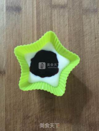 阿胶酸奶雪糕的做法步骤：7