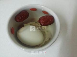 当归炖鸡蛋的做法步骤：3