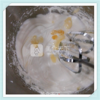 红豆牛油忌廉蛋糕的做法步骤：5
