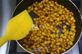 甜咸豆儿蒜薹（蒜苗）蛋炒饭的做法步骤：5