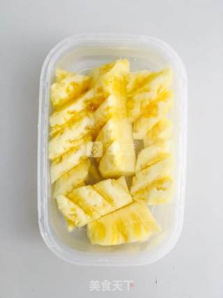 快速10分钟切菠萝????的做法步骤：5