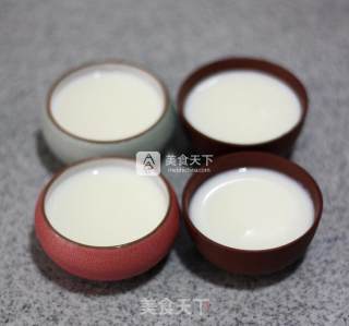 如何蒸出嫩滑美丽的蛋羹--鲜鱿芙蓉蛋的做法步骤：5