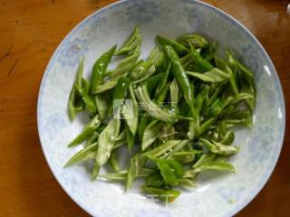 青椒格子肉的做法步骤：4