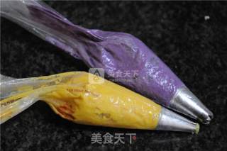 红薯纸杯裱花蛋糕——送给爱美的你的做法步骤：11