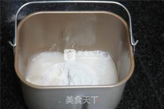 怕胖？试试炼奶小面包的做法步骤：1