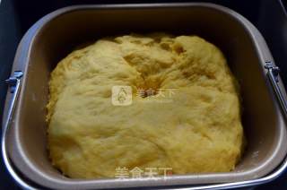 南瓜花样馒头的做法步骤：8