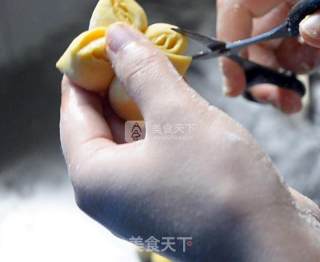 南瓜花样馒头的做法步骤：27