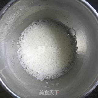 香蕉戚风蛋糕的做法步骤：9