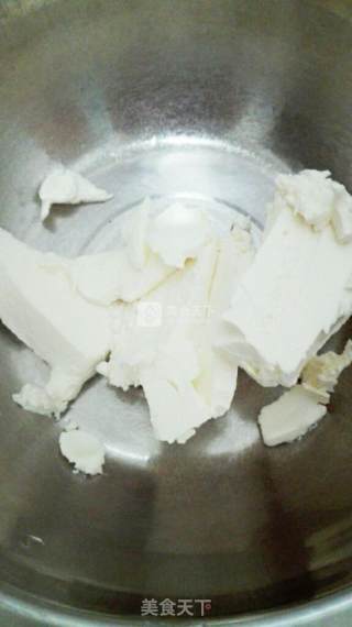 四重蓝莓乳酪慕斯的做法步骤：2